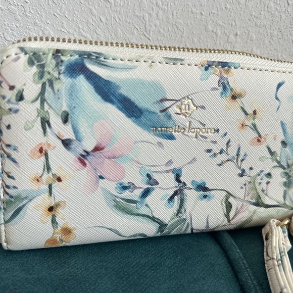 Nanette Lepore Cream Floral Wallet - Picture 2 of 4
